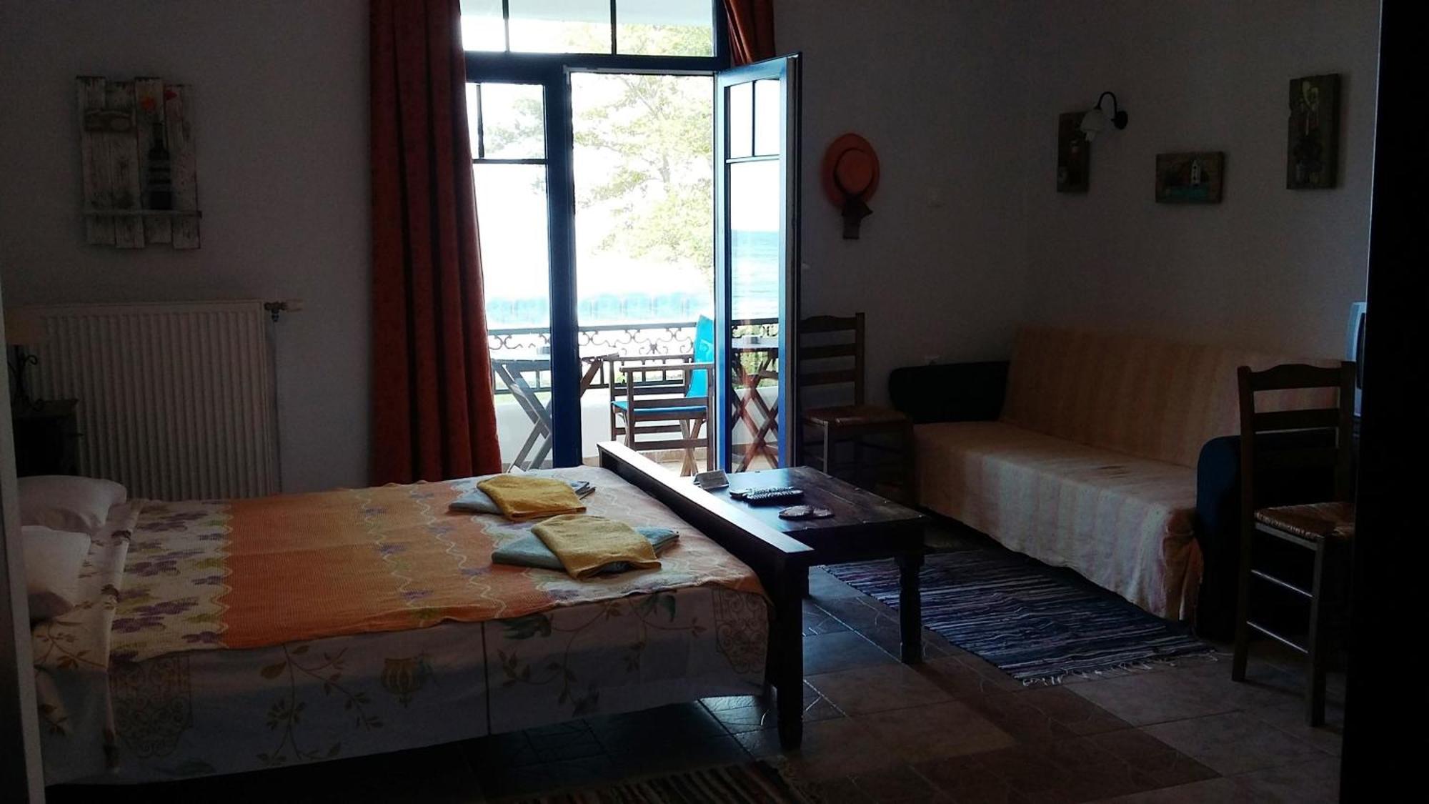 Archondissa Beach Aparthotel Therma  Room photo
